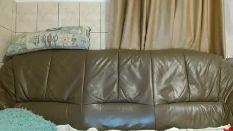 fullballs6 online show from September 12, 2025, 12:44 am