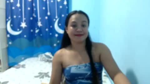 Snapshot of funluvnpinay4u chatting on April 23, 2026, 12:29 pm MAE online show from April 23, 2026, 12:29 pm