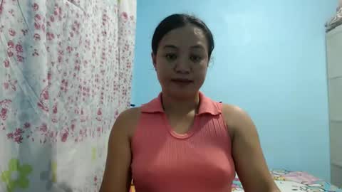 Snapshot of funluvnpinay4u chatting on May 8, 2026, 11:37 am MAE online show from May 8, 2026, 11:37 am