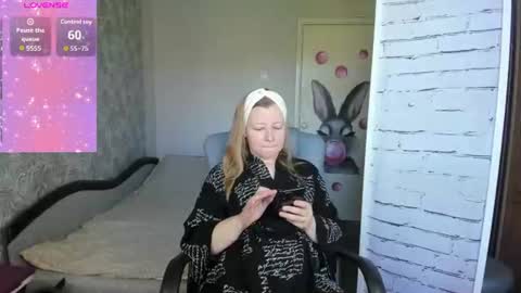 funny_bunny4 online show from August 2, 2026, 2:26 pm