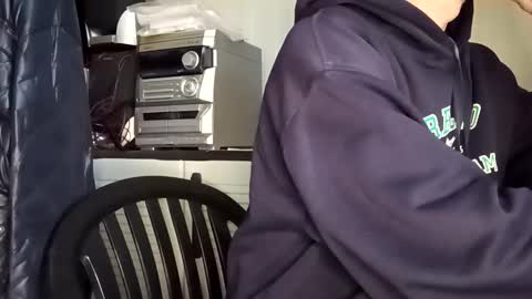 Italian men online show from April 4, 2026, 12:57 pm