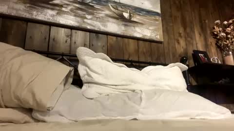 funnyfun69 online show from April 4, 2026, 2:43 am