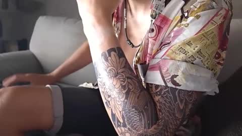 funshockwave online show from September 17, 2025, 11:28 pm