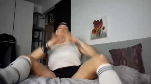 funyboyzz online show from February 2, 2026, 4:44 am