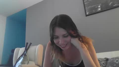 Snapshot of fushialake chatting on April 7, 2026, 11:59 pm Fushia online show from April 7, 2026, 11:59 pm