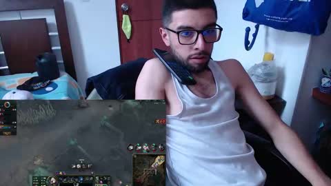 andrew online show from October 7, 2025, 8:50 pm