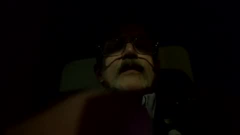 Snapshot of fxson8 chatting on February 19, 2025, 6:33 am fxson8 online show from February 19, 2025, 6:33 am