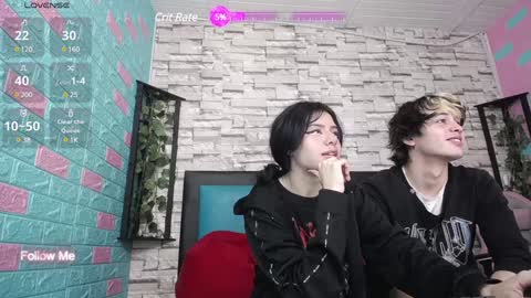 Snapshot of fyre_fox_ chatting on December 4, 2024, 3:37 am FYRE y FOX online show from December 4, 2024, 3:37 am