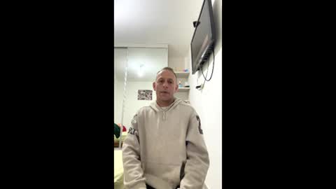 Snapshot of g10303 chatting on February 27, 2026, 3:23 pm g103031910303 online show from February 27, 2026, 3:23 pm