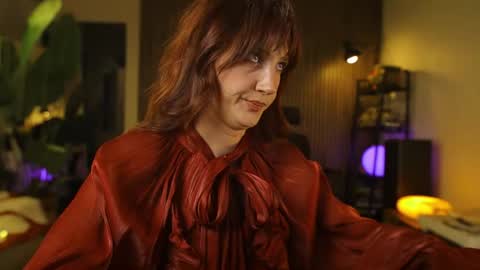 Snapshot of g_ia chatting on June 15, 2026, 7:05 pm G online show from June 15, 2026, 7:05 pm