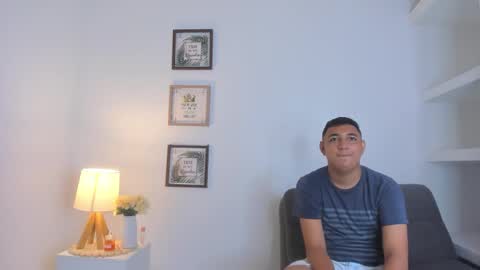 Snapshot of gaael_x chatting on November 1, 2025, 8:22 pm gaael_x online show from November 1, 2025, 8:22 pm