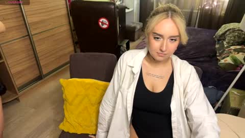 gaba_hard_ online show from June 2, 2026, 1:46 pm
