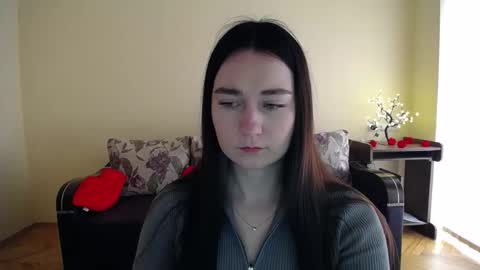 Jaklin online show from April 7, 2026, 8:37 am