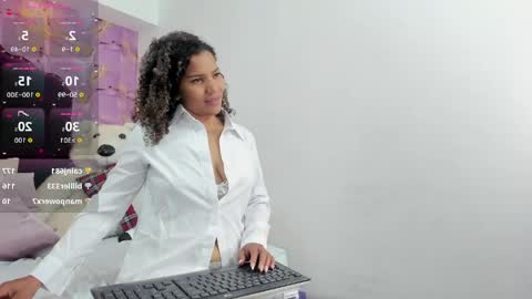 Snapshot of gabby_foox chatting on May 16, 2026, 12:29 am Gaby Fox online show from May 16, 2026, 12:29 am
