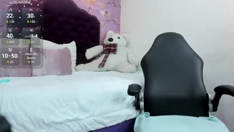 Snapshot of gabby_foox chatting on June 11, 2026, 11:14 pm Gaby Fox online show from June 11, 2026, 11:14 pm