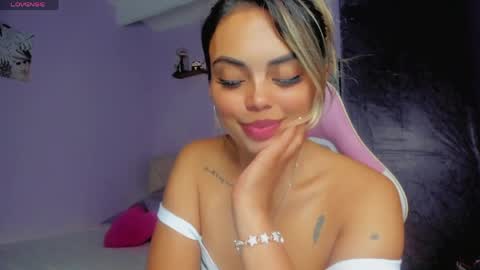 Snapshot of gabby_prieto chatting on April 7, 2026, 11:04 pm Gaby online show from April 7, 2026, 11:04 pm