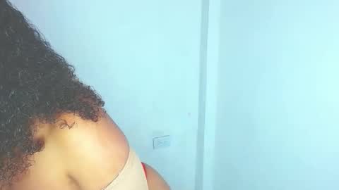 gabi_jhons_23 online show from March 29, 2026, 2:17 pm