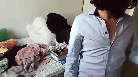 javier online show from October 24, 2025, 5:09 pm