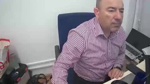 gabriel9_2003 online show from April 7, 2026, 7:31 am