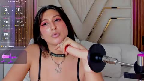 Snapshot of gabrielakassi chatting on March 11, 2025, 9:56 am Gabriela Kassi online show from March 11, 2025, 9:56 am