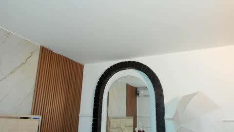 Gabriela Kassi online show from April 17, 2026, 9:12 am