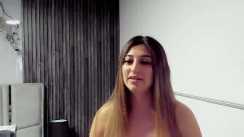 Snapshot of gabrielakassi chatting on June 15, 2026, 11:34 am Gabriela Kassi online show from June 15, 2026, 11:34 am