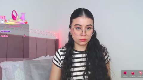 GabrielaRossa online show from October 10, 2025, 12:15 pm