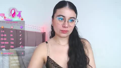 GabrielaRossa online show from November 13, 2025, 1:54 pm