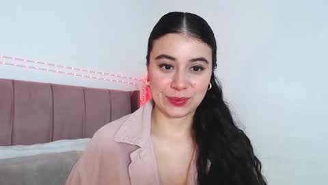 GabrielaRossa online show from June 3, 2026, 1:57 pm