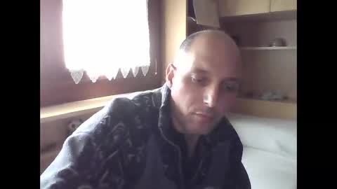 Snapshot of gabrielegr22 chatting on October 22, 2025, 1:11 pm Gabriele online show from October 22, 2025, 1:11 pm