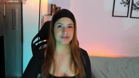 Snapshot of gabriella__tom chatting on October 9, 2025, 6:50 pm Gabriella online show from October 9, 2025, 6:50 pm