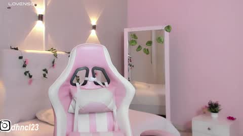 Gabriella online show from February 4, 2025, 10:24 pm