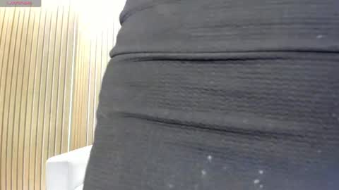 Gabriella Lee online show from April 16, 2026, 3:29 am