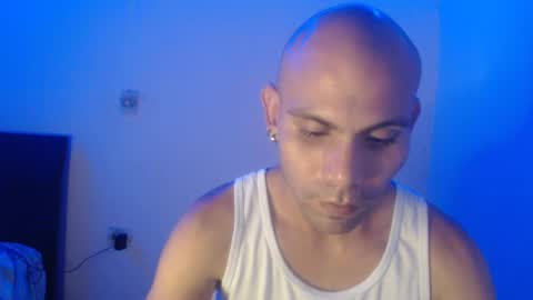 Snapshot of gabrielle_ramirez chatting on December 10, 2024, 9:54 pm Gabriel online show from December 10, 2024, 9:54 pm