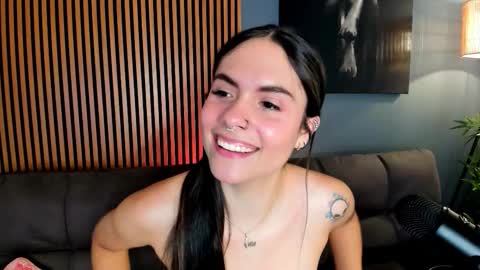 Snapshot of gaby__ferrer_ chatting on November 6, 2025, 2:40 pm GABY online show from November 6, 2025, 2:40 pm