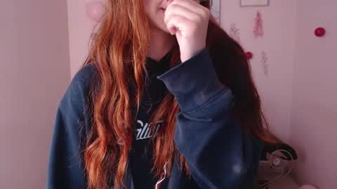 Snapshot of gaby_angel25 chatting on October 19, 2025, 1:45 pm .. .. online show from October 19, 2025, 1:45 pm