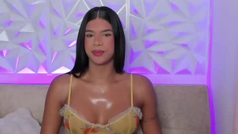 Snapshot of gaby_black_ chatting on October 9, 2025, 7:56 pm Gabriela online show from October 9, 2025, 7:56 pm