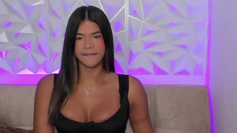 Snapshot of gaby_black_ chatting on October 20, 2025, 1:06 am Gabriela online show from October 20, 2025, 1:06 am