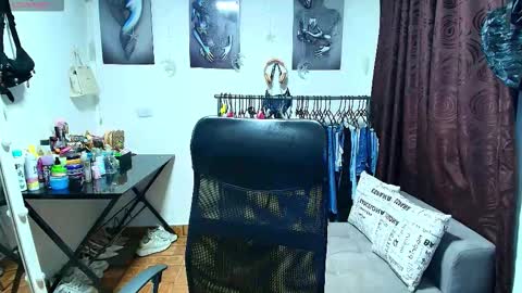 Snapshot of gaby_dams9 chatting on February 27, 2026, 7:19 am GABY online show from February 27, 2026, 7:19 am