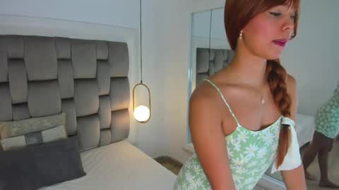 GABRIELA  online show from November 18, 2025, 11:36 am