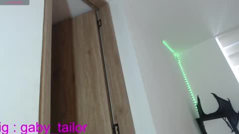 Snapshot of gaby_tailor_ chatting on November 5, 2025, 2:06 pm Gaby online show from November 5, 2025, 2:06 pm