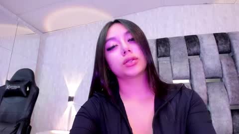 Snapshot of gabydesire chatting on March 12, 2025, 12:20 am GABY DESIRE online show from March 12, 2025, 12:20 am