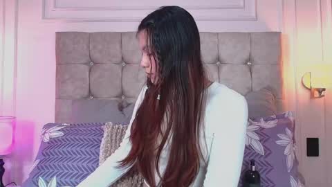 GabyEvans online show from April 15, 2026, 12:23 pm