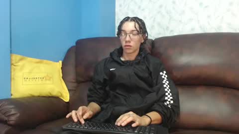 Snapshot of gadiel_sex chatting on February 6, 2025, 12:16 pm gadiel_sex online show from February 6, 2025, 12:16 pm