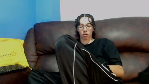 Snapshot of gadiel_sex chatting on February 7, 2025, 3:41 pm gadiel_sex online show from February 7, 2025, 3:41 pm