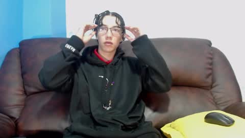 Snapshot of gadiel_sex chatting on February 8, 2025, 12:28 pm gadiel_sex online show from February 8, 2025, 12:28 pm