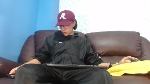 Snapshot of gadiel_sex chatting on February 17, 2025, 12:27 pm gadiel_sex online show from February 17, 2025, 12:27 pm