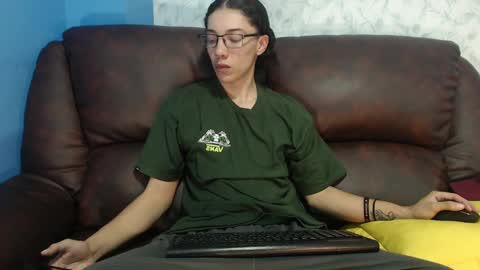 Snapshot of gadiel_sex chatting on February 18, 2025, 1:11 pm gadiel_sex online show from February 18, 2025, 1:11 pm