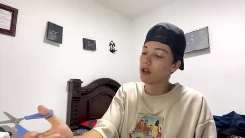 Snapshot of gadiel_sex chatting on October 28, 2025, 8:11 pm gadiel_sex online show from October 28, 2025, 8:11 pm