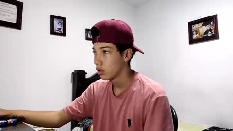 Snapshot of gadiel_sex chatting on November 3, 2025, 12:06 pm gadiel_sex online show from November 3, 2025, 12:06 pm